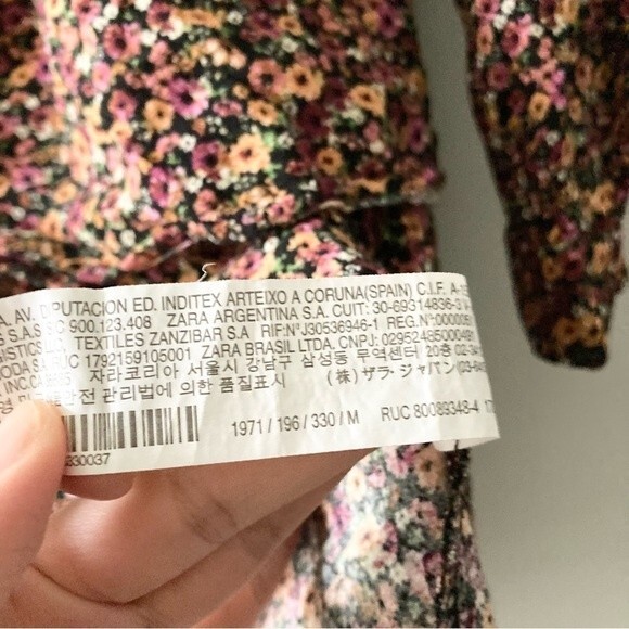 Zara Ditsy Floral‎ Surplice V Neck Ruffle Dress M - Picture 8 of 8